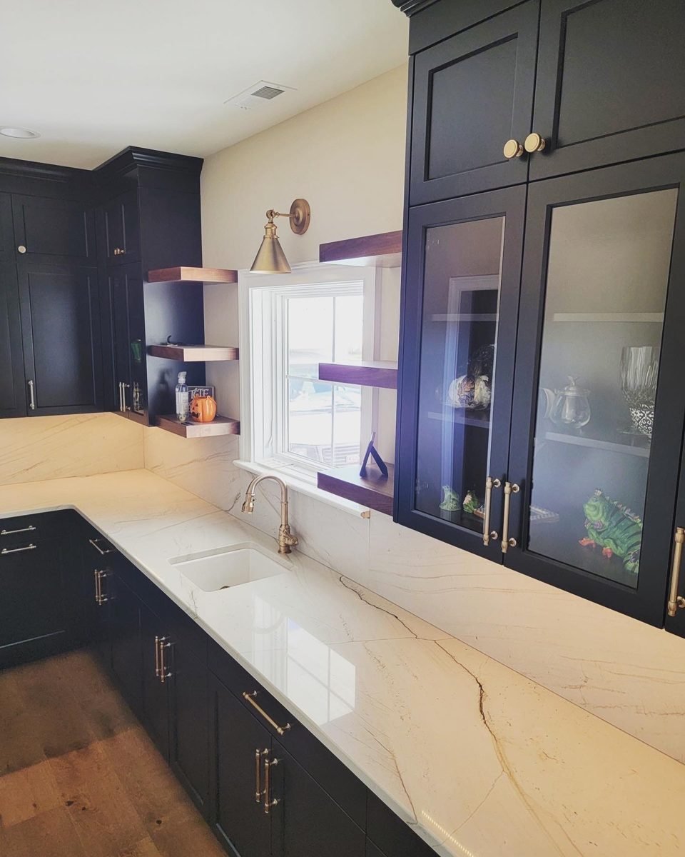 Modern black kitchen